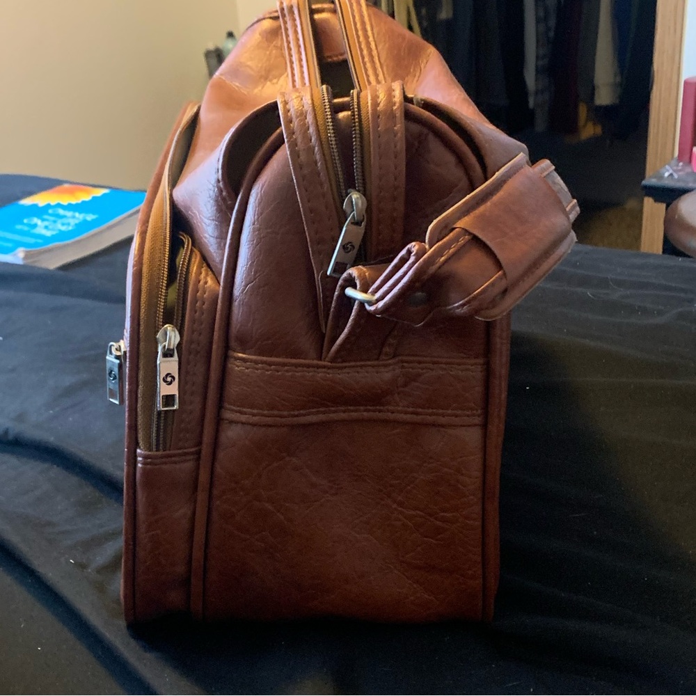 Samsonite Leather Medium-Large Briefcase - image 4